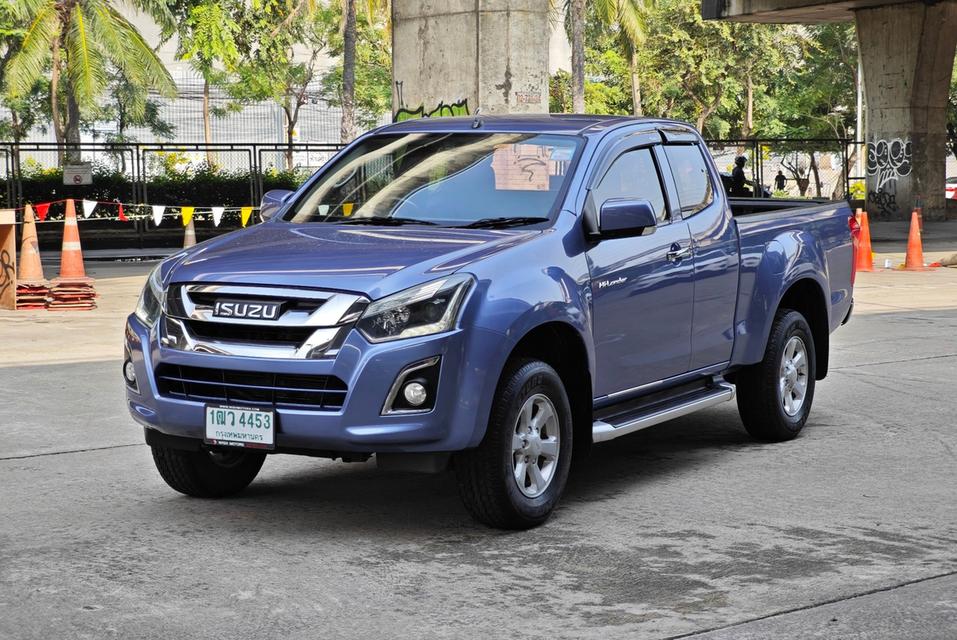 Isuzu D-max 1.9 L Space-Cab Hi-Lander MT ปี 2016  2