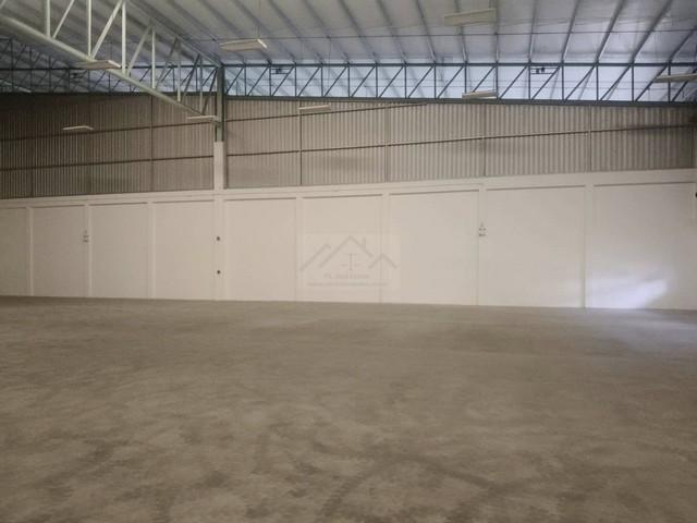 ให้เช่าโรงงานโกดัง 1,200 ตรม พื้นที่สีม่วง บางนาตราด กม.38 บางปะกง เดินทางสะดวก ใกล้ถนนใหญ่บางนา 7