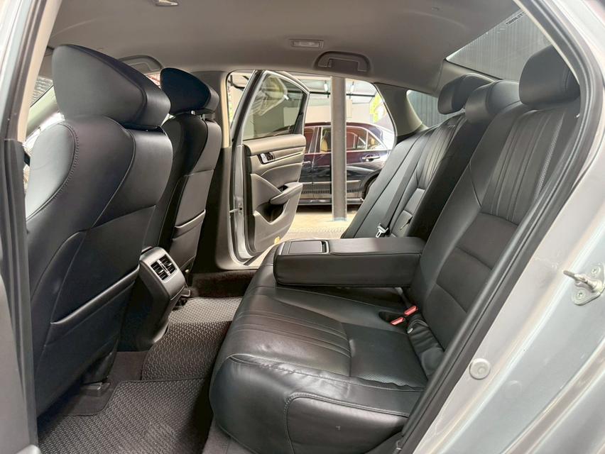 HONDA ACCORD 1.5 Turbo EL ปี2019รถบ้านแท้  ออพชั่นเต็มคัน พร้อมใช้งาน. 13