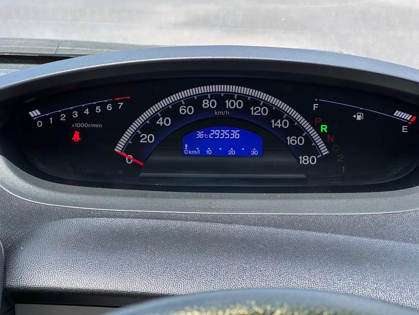 HONDA FREED 1.5SE 2013  18