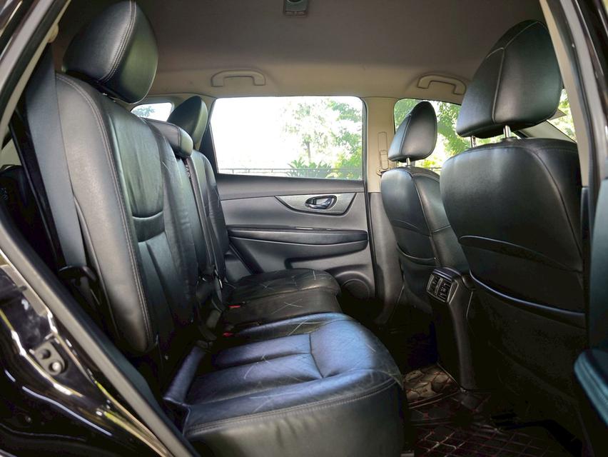 Nissan XTrail 2.0 V 4WD AT ปี 2015 18