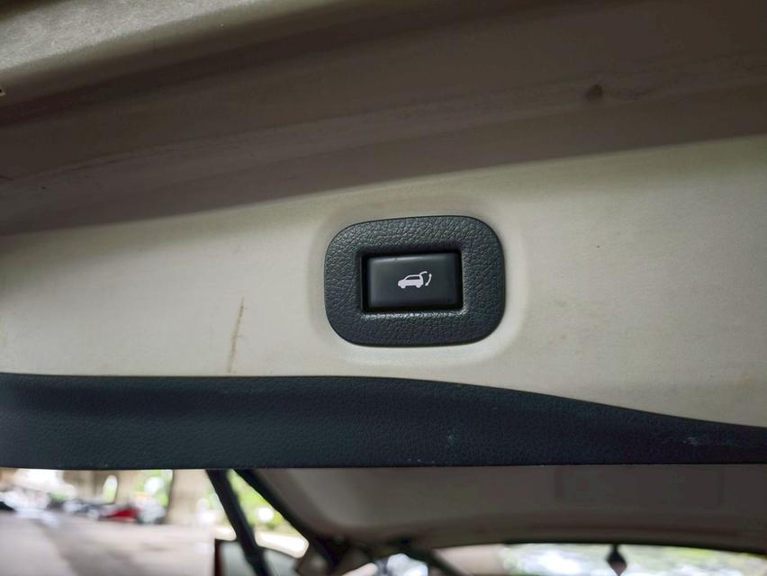 Nissan XTrail 2.0 V 4WD AT ปี 2015 19