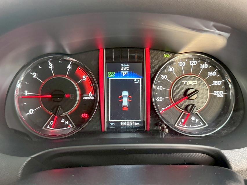 TOYOTA FORTUNER 2.8 TRD Sportivo 2WD ปี2018 16