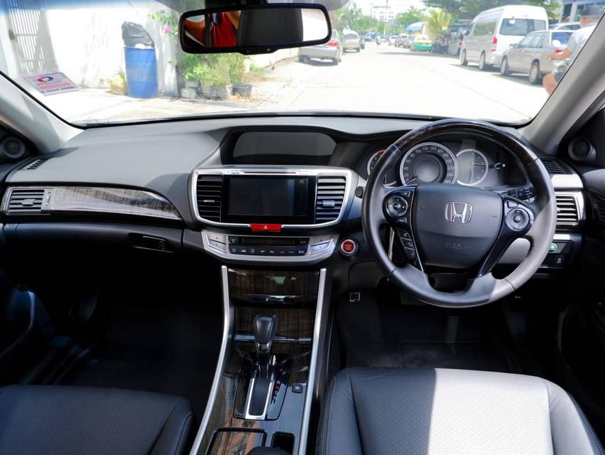 Honda Accord 2.0EL i-VTEC ปี 2016 เกียร์ AT สีบรอนซ์เงิน  ✔️ ไมล์แท้ 113,xxx กม. 6
