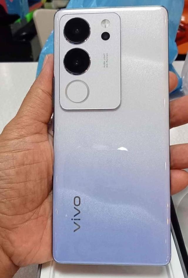 โทรศัพท์ Vivo V29  ไร้รอย 2