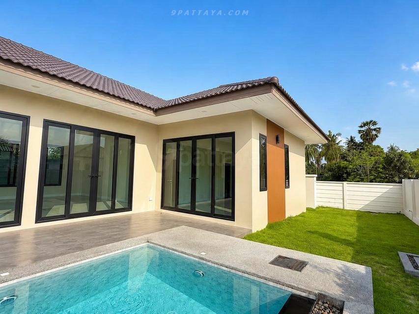 For Sale — Exclusive Luxury Pool Villa at Garden Villa 9, PattayaBrand-new luxury private pool villa for sale at Garden Villa 9, Pattaya. Designed 2