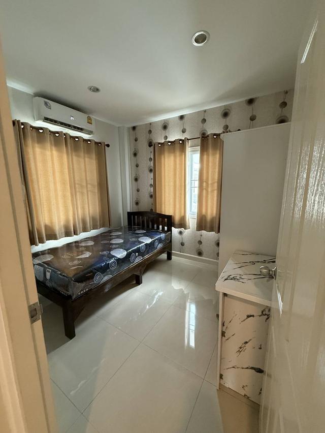 บ้านจัดสรรค์โครงการดิเออบาน่า 20