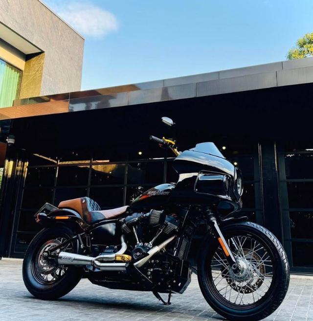 Harley Davidson Street Bob สวยมาก