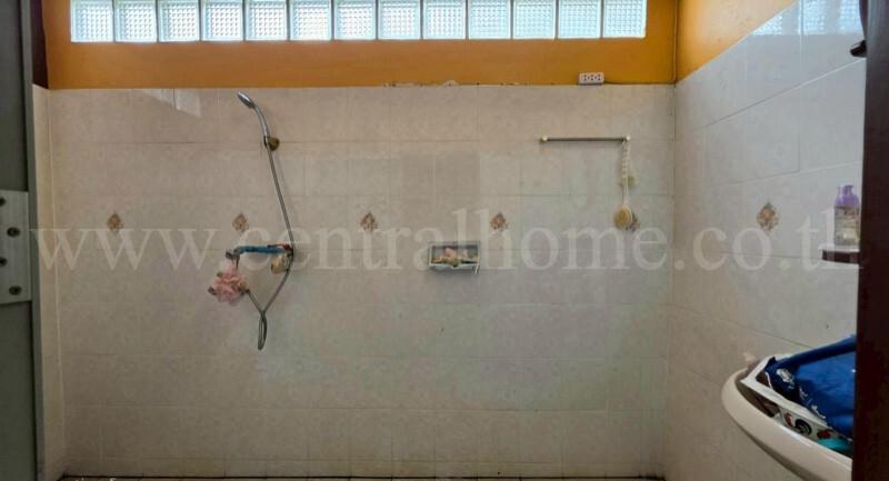 อาคารพาณิชย์ 4 ชั้น บ้านอมรชัย 3 บรมราชชนนี ห้องมุม ต่อเติมครบ ราคาถูก 12