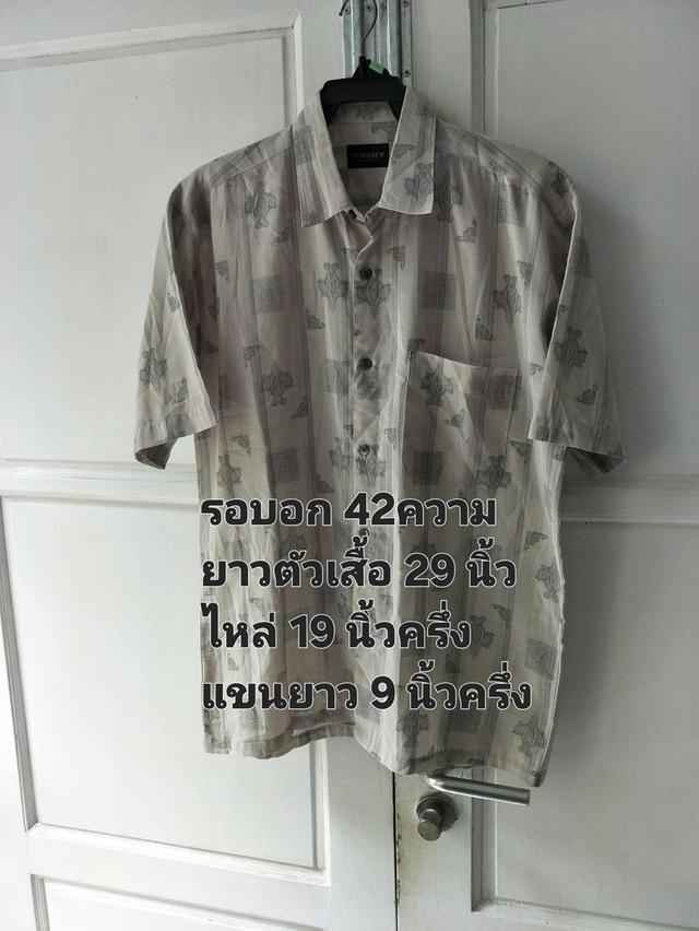 เสื้อเชิ้ตแขนสั้นใส่ได้ทั้งชายและหญิง