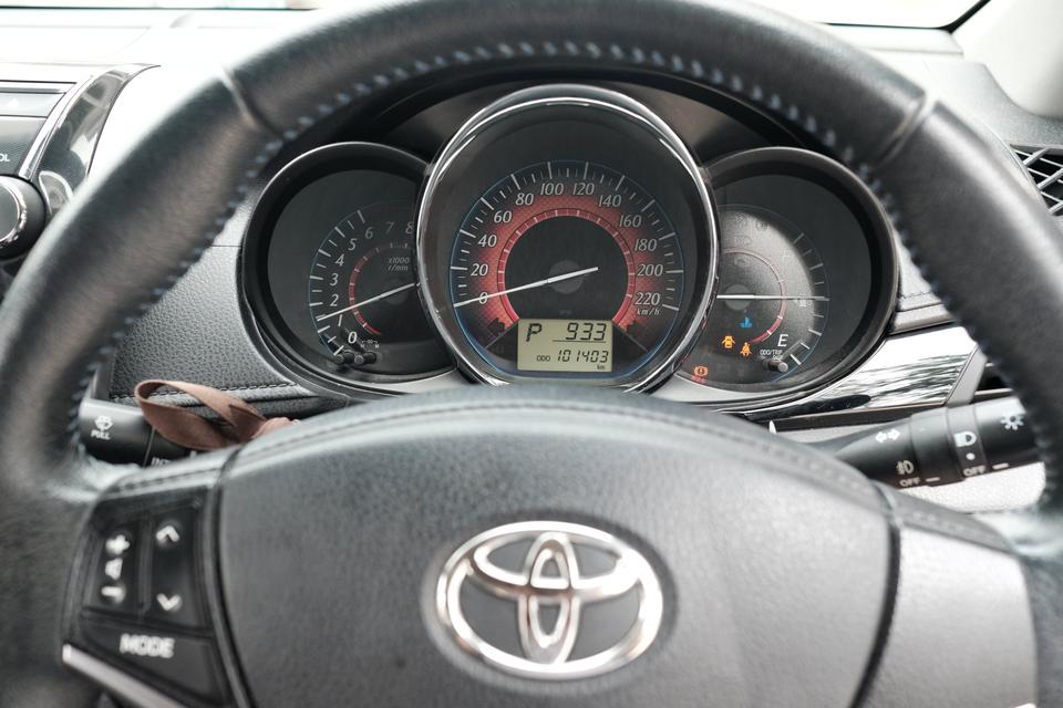 Toyota Vios 1.5 S 2013 6