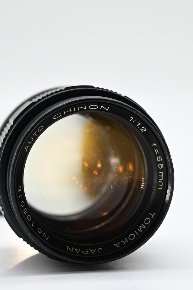 เลนส์มือหมุน Tomioka japan auto chinon 55mm f1.2.M42(rare) 17
