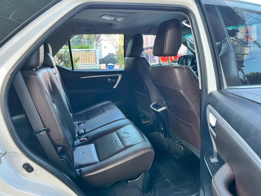 👑 TOYOTA FORTUNER 2.4 V AUTO! ปี 2019! 👑 10