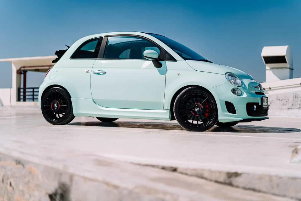 Abarth500Cปี 2011 66xxx KM - 750.000 คม 080-206-2227 , แอ๊ป 086-414-6260 , 096-356-1165