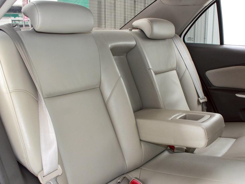 TOYOTA VIOS 1.5 G Limited 2012  11