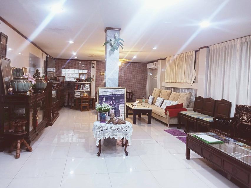 ขายบ้านเดี่ยว 2 ชั้น หมู่บ้านชัยวิวัฒน์4 ซอยติวานนท์13 4