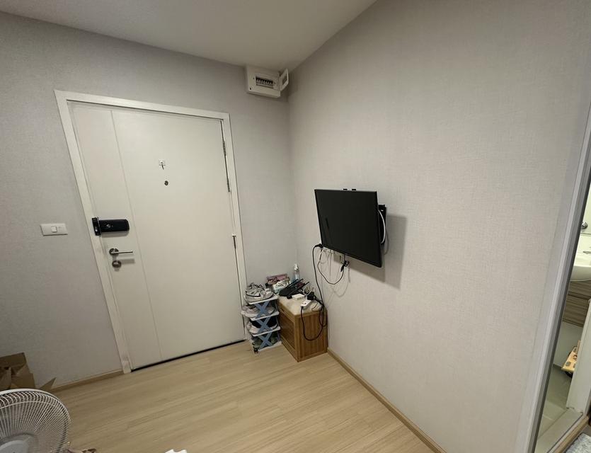 ขายคอนโดย่านธุรกิจ ห้องติดทางหนีไฟ 3