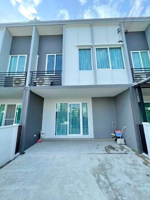 MRT บางชัน 800 ม. 3นอน ให้เช่าทาวน์โฮม 2 ชั้น 20ตร.วา.158 ตร.ม.เทคนิคมีนบุรี 2 กม รามอินทรา 115-119 2 น้ำ รพ.เสรีรักษ์ 1 1