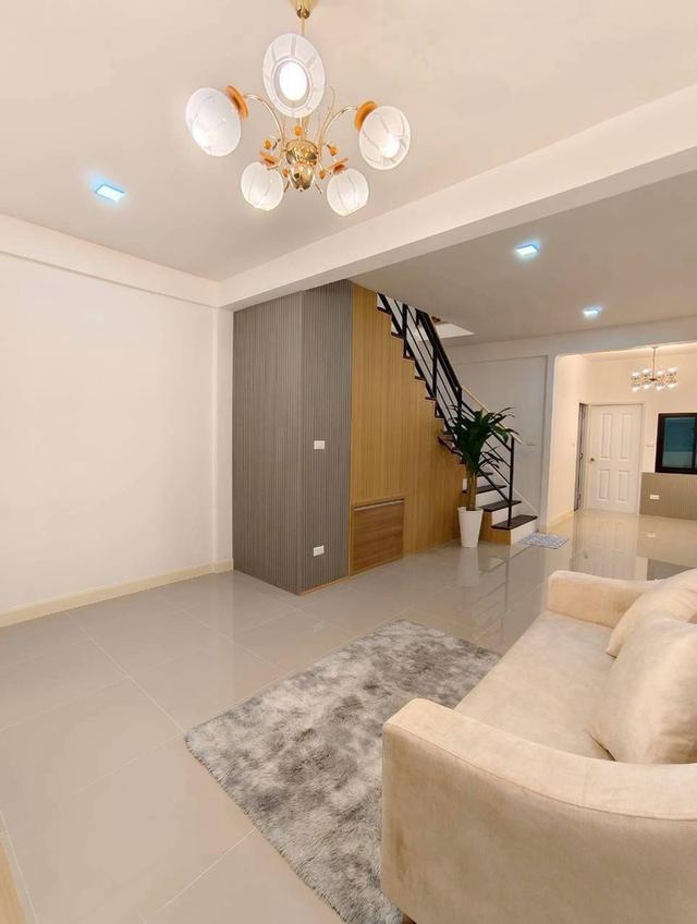 หมู่บ้านสมชายพัฒนา  5