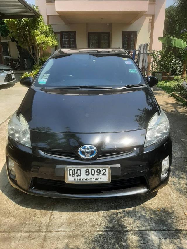 Toyota Prius ปี 2011