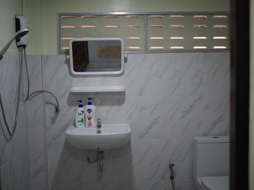 ขายบ้านพร้อมที่ดินติดคลองดำเนินสะดวก 7