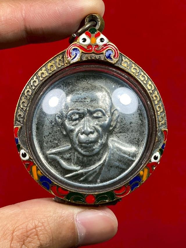 🌻เหรียญกลมใหญ่ หลวงปู่ทิม วัดระหารไร่ จ.ระยอง พร้อมเลี่ยม
