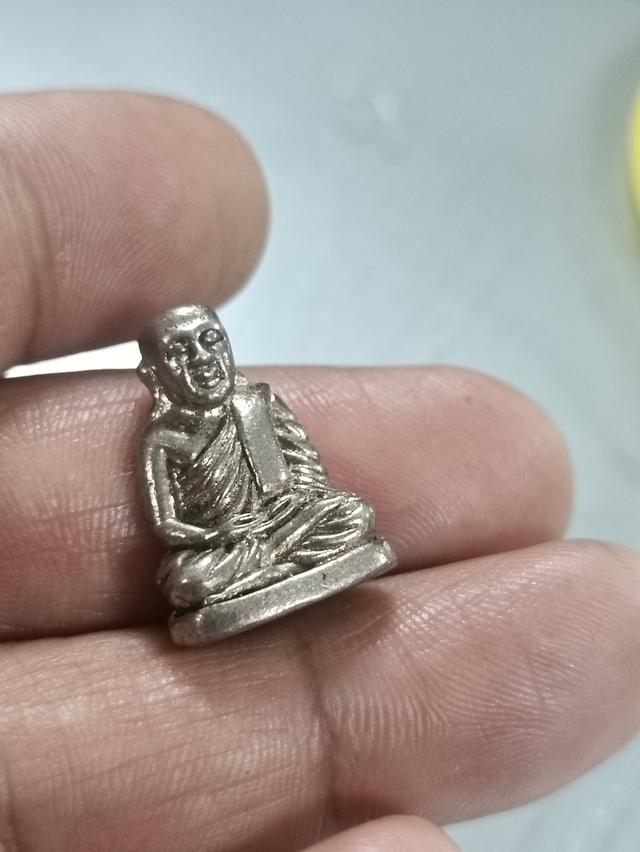 หลวงพ่อเงิน วัดบางคลาน จ.พิจิตร เนื้ออัลปาก้า