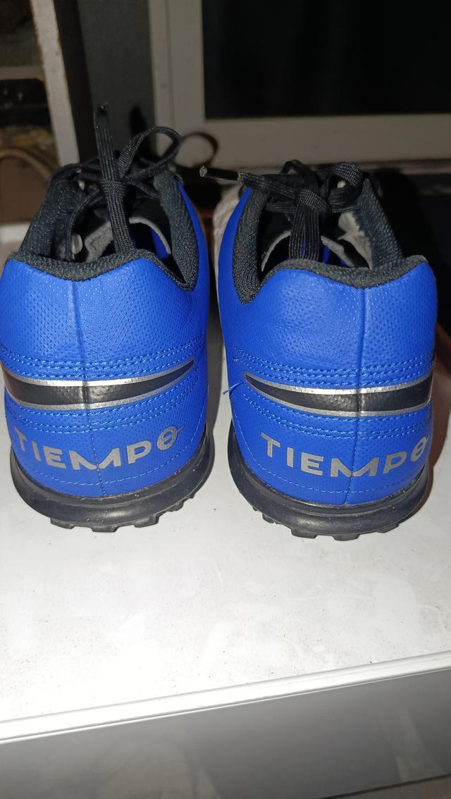 รองเท้าสตั๊ดร้อยปุ่ม รูปที่ 6