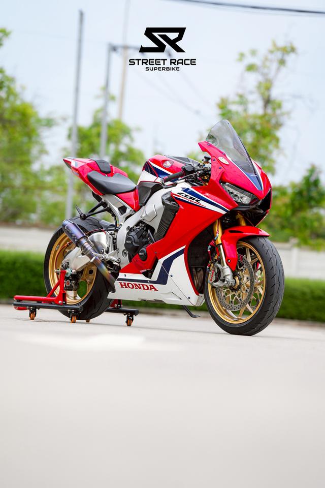 2018 Honda cbr1000rr sp -fully loaded with premium mods! 11