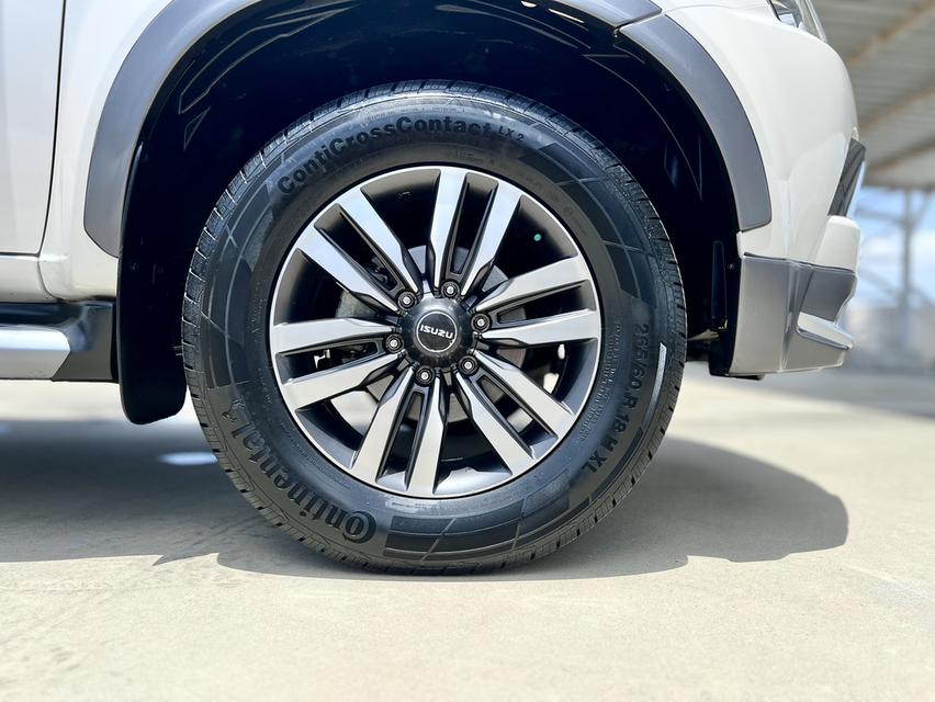 Isuzu Mu X 1.9 DA DVD Navi The Onyx ปี 2019 รถมือเดี่ยวเดิมๆ 11