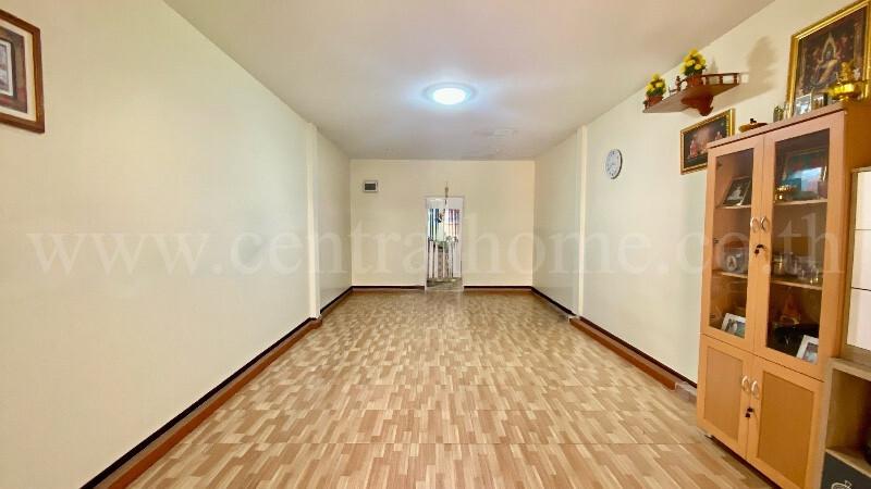 ทาวน์เฮ้าส์ บีเค ลัคกี้โฮม 3 อุทัย-โรจนะ ต่อเติมครบ พร้อมอยู่ 5