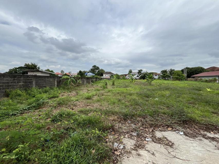 ขายที่ดินเปล่า ติดถนนอุทยาน (อักษะ) เดินทางได้ทั้ง ถนนพุทธมณฑลสาย 3 - ถนนพุทธมณฑลสาย 4 ขนาดที่ดิน 2 ไร่ 92.5 ตรว. 992.5 ตารางวา หน้ากว้างติดถนน 28 ม. 5