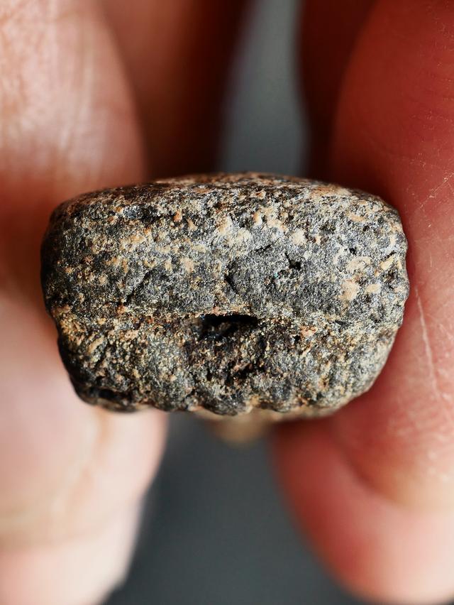 พระหลวงปู่ทวดเนื้อว่าน รุ่นแรก วัดช้างให้ พิมพ์กลางชลูด ปี 2497....เก่าๆ 10