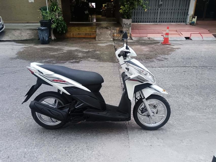 Honda Click 110i ตัวท้อป ล้อแม็ก คอมบายเบรค ภาษีมิ.ย.70 สวยเด่น เครื่องเดิมๆดีเยี่ยม ราคา 16000 บาท