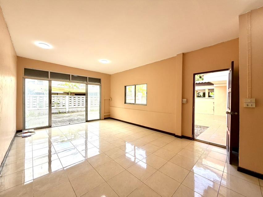 🚩บ้านปัฐวิกรณ์ 2 ชั้น รีโนเวทแล้ว 49 ตร.ว. ทำเลดี ซ.นวมินทร์ 74 บางกะปิ กรุงเทพฯ 8