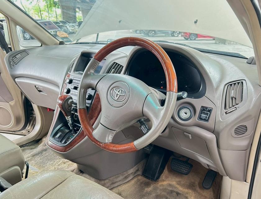Toyota Harrier 3.0 ปี 2004  6
