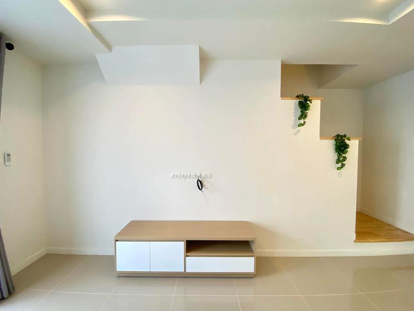 🏙️ ทาวน์โฮม 2 ชั้น ทำเลเมืองเชียงใหม่ ใกล้ศูนย์ราชการ & รวมโชค เพียง 10 นาที City Center Townhome for Rent - Near Ruamchok Mall & Government Center 6