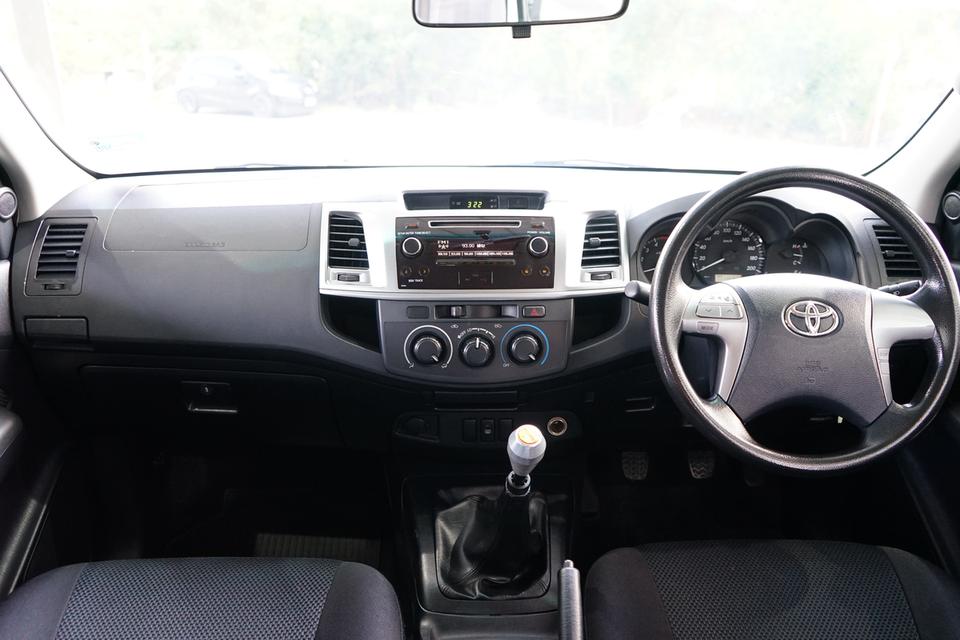 2015 TOYOTA VIGO SMART CAB 2.5 E PRERUNNER VNTURBO  13