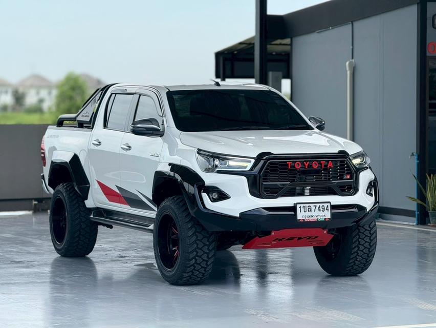 TOYOTA REVO 2.4 Mid PRERUNNER DOUBLECAB 2021