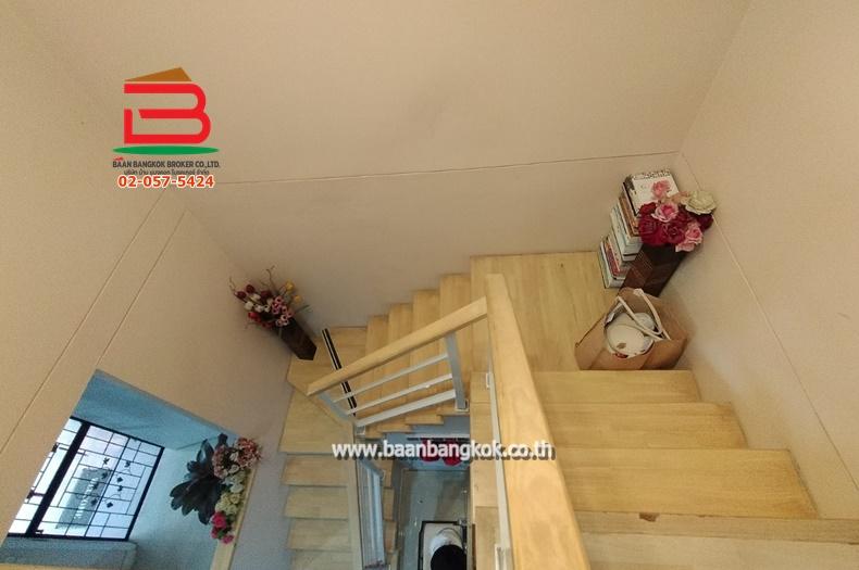 ทาวน์โฮม เดอะคอนเนค 12 หลังริม (ใกล้ตลาดถนอมมิตร) เนื้อที่ 28.9 ตรว. ถนนรามอินทรา เขตบางเขน จังหวัดกรุงเทพมหานคร 12