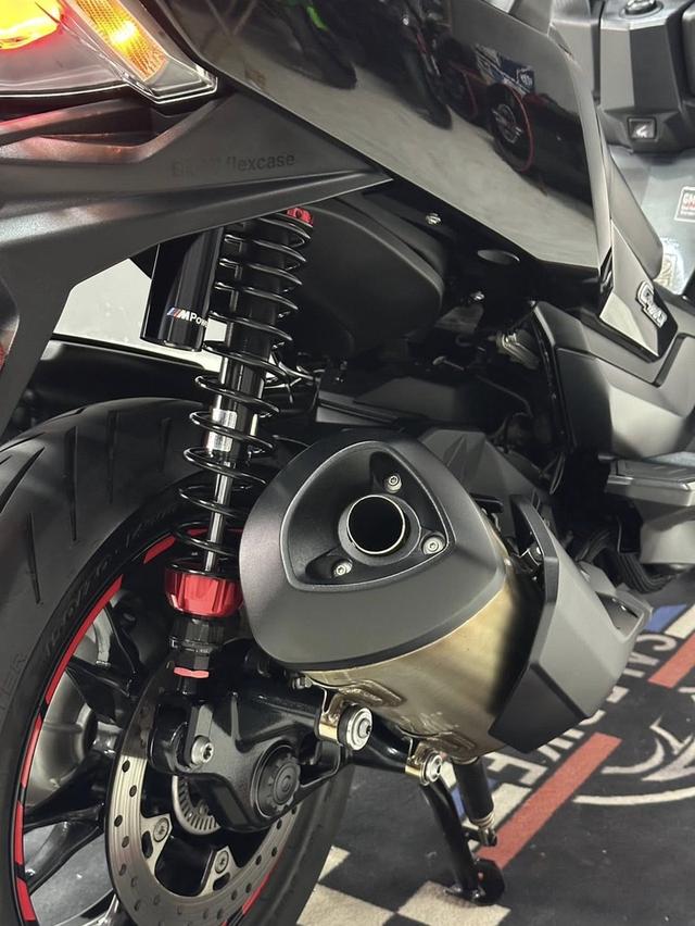 C400GT รถมือเดียวสภาพป้ายแดง 12