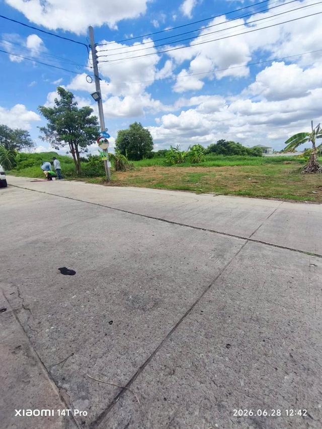 ขายที่ดิน 865 ตรว ติดถนนคอนกรีต ถมแล้ว ซ.บรมราชชนนี 76 ตลิ่งชัน กทม. 8