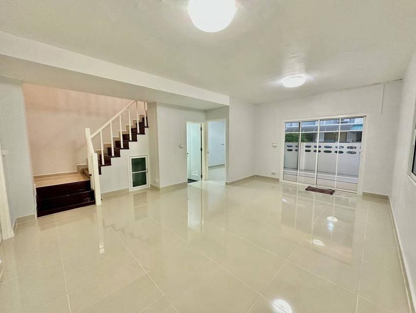 หมู่บ้านพฤกษา26 8
