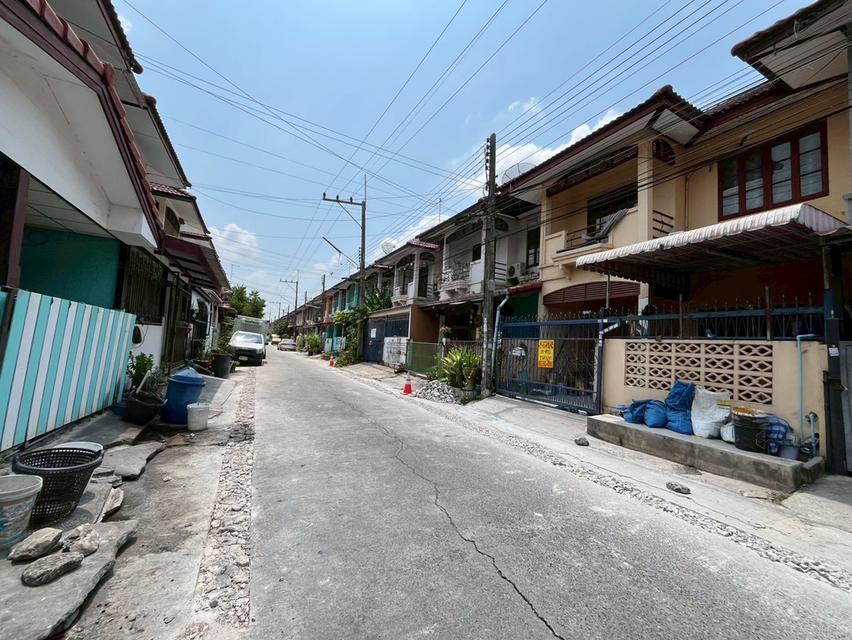 ขายบ้าน 2 ชั้น หมู่บ้านพรธิสาร5 คลอง7 ธัญบุรี 2