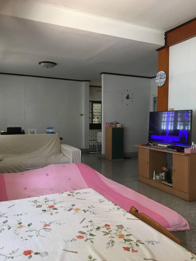 บ้านแฝด 2 ชั้น ถนนลาดพร้าววังหิน ซอย 60 10