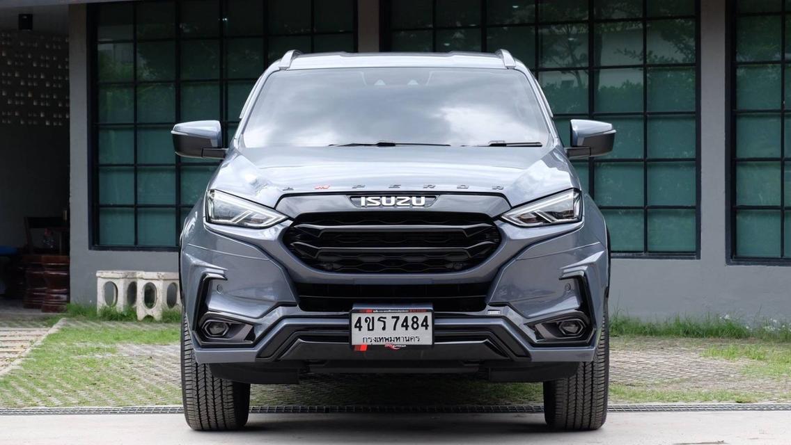 รหัสรถ KN7484 MU-X 1.9 ULTIMATE 2023