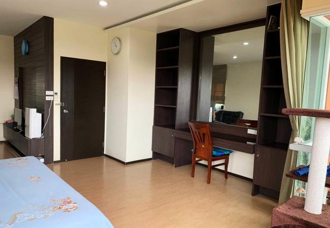 ขายทาวน์เฮ้าส์ หมู่บ้านภัทราวิลล่า 8 ซอยสตรีวิทยา 2 เนื้อที่ 21 ตร.ว. แต่งสวย พร้อมอยู่ 3