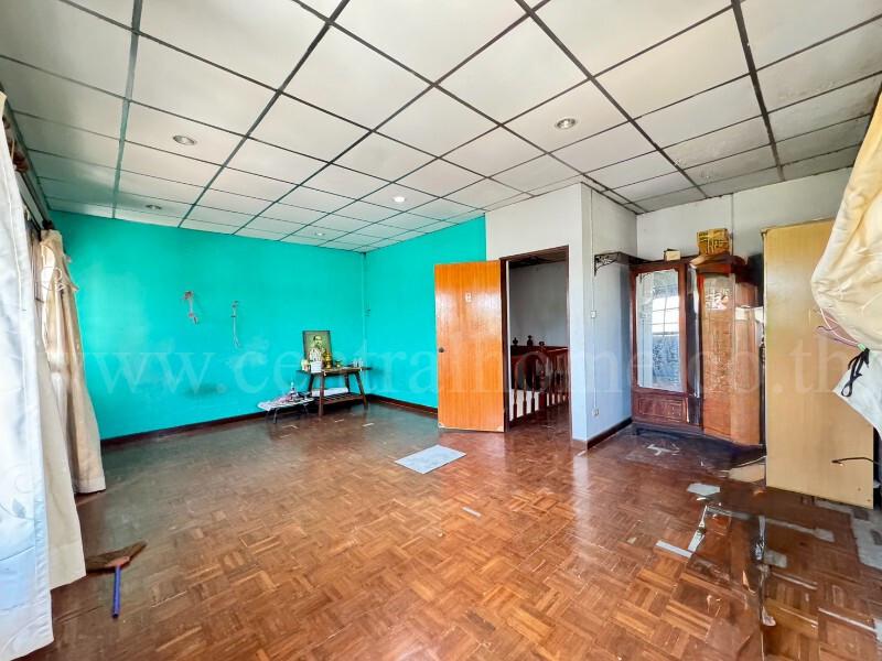 ทาวน์เฮ้าส์ ศิริวรรณ - ชวนชม บางบัวทอง หลังริม 10