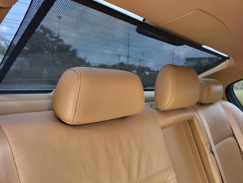 รหัสรถ NC9124 ✳️ 318i (E90) " LCI " V-Shape 2012 20