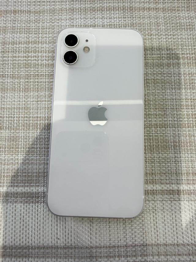 iPhone 12 สีขาว 64 น่าจะเปลี่ยนแล้วตัวเครื่องมีรอยตามการใช้งาน
